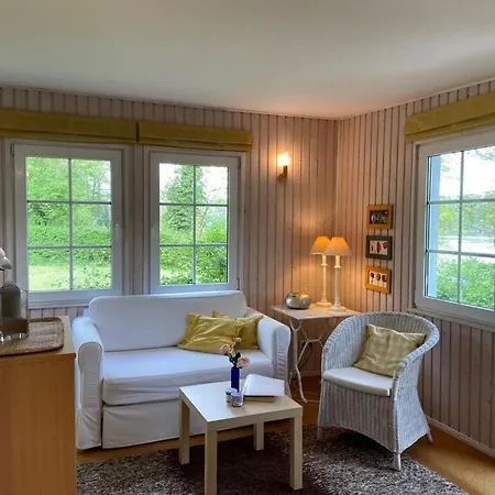 Haeuschen Ueber Der Lanke * Wuthenow