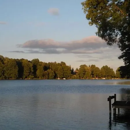 Haeuschen Ueber Der Lanke * Wuthenow