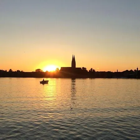 Haeuschen Ueber Der Lanke